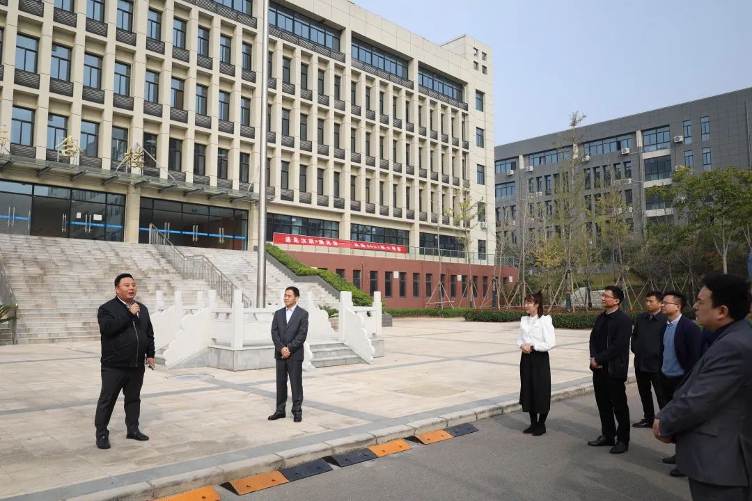 1637112809381149.jpg 1637112809381149.jpg