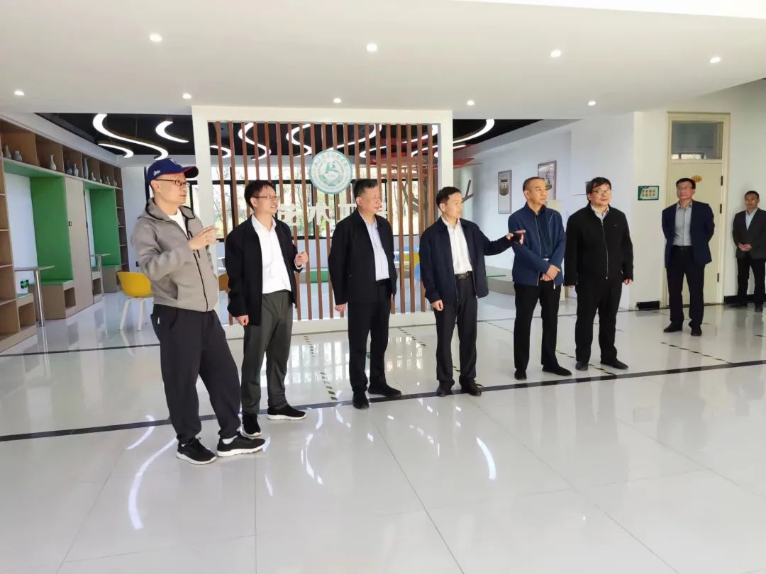 1682668484634391.jpg 640 (2).jpg