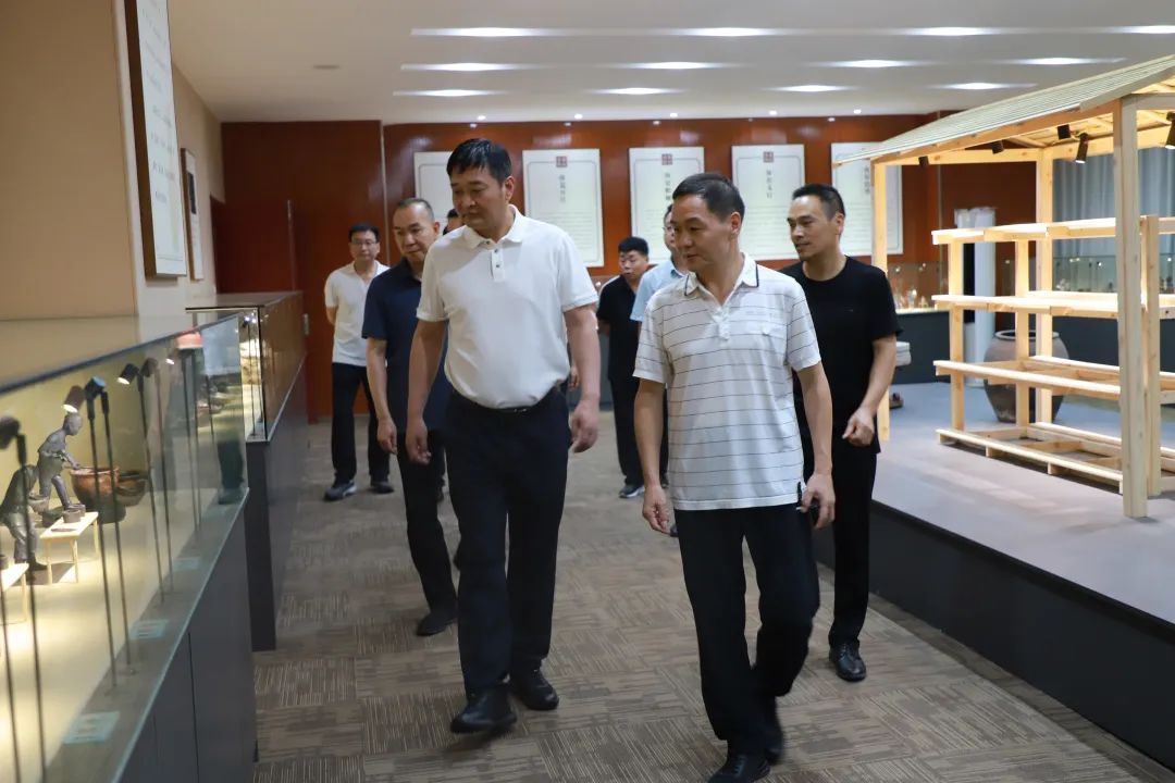 1692668143910296.jpg 640 (1).jpg