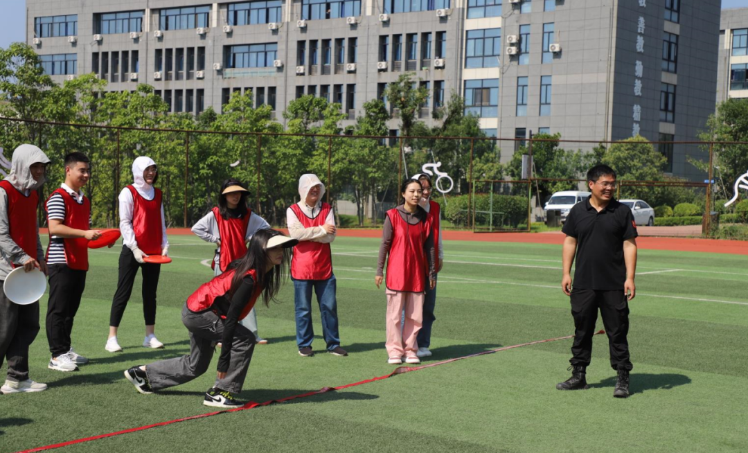 1695267068769382.png 640 (2).png