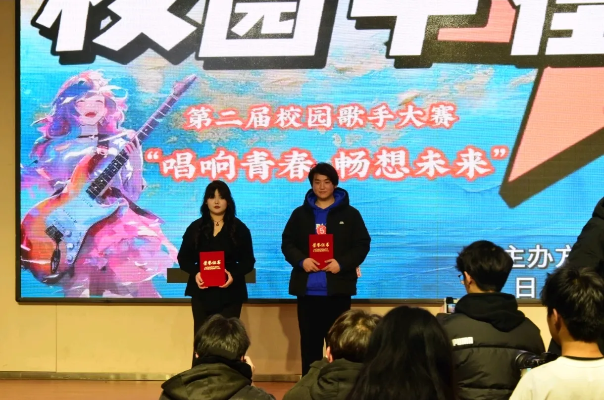 1734103360820000.jpg 1734103360820000.jpg