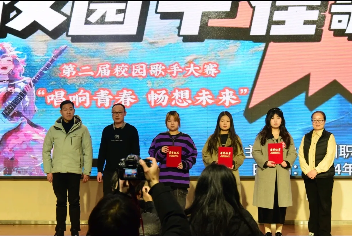 1734103402685398.jpg 1734103402685398.jpg