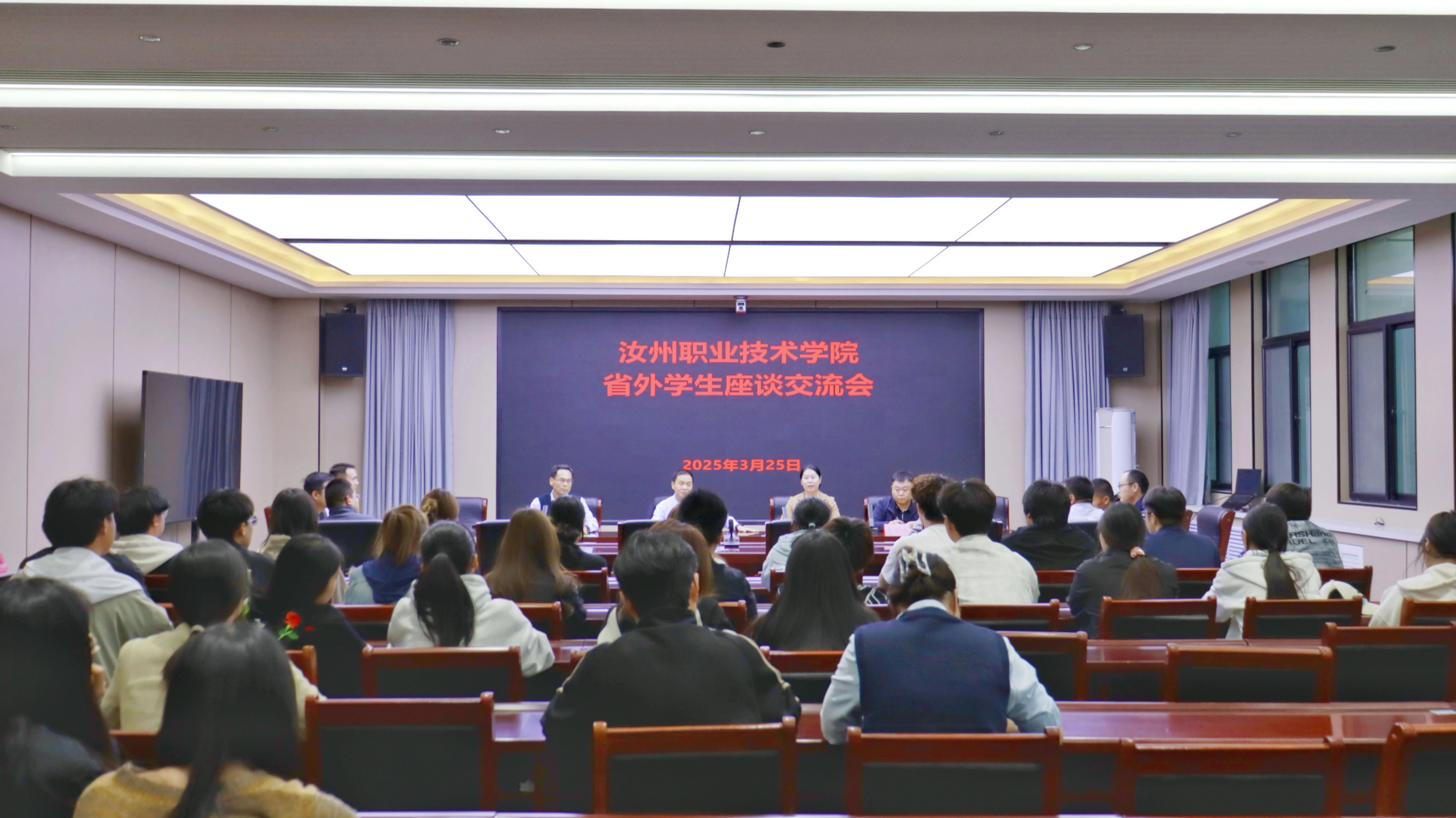 1744722043355371.jpg 1744722043355371.jpg