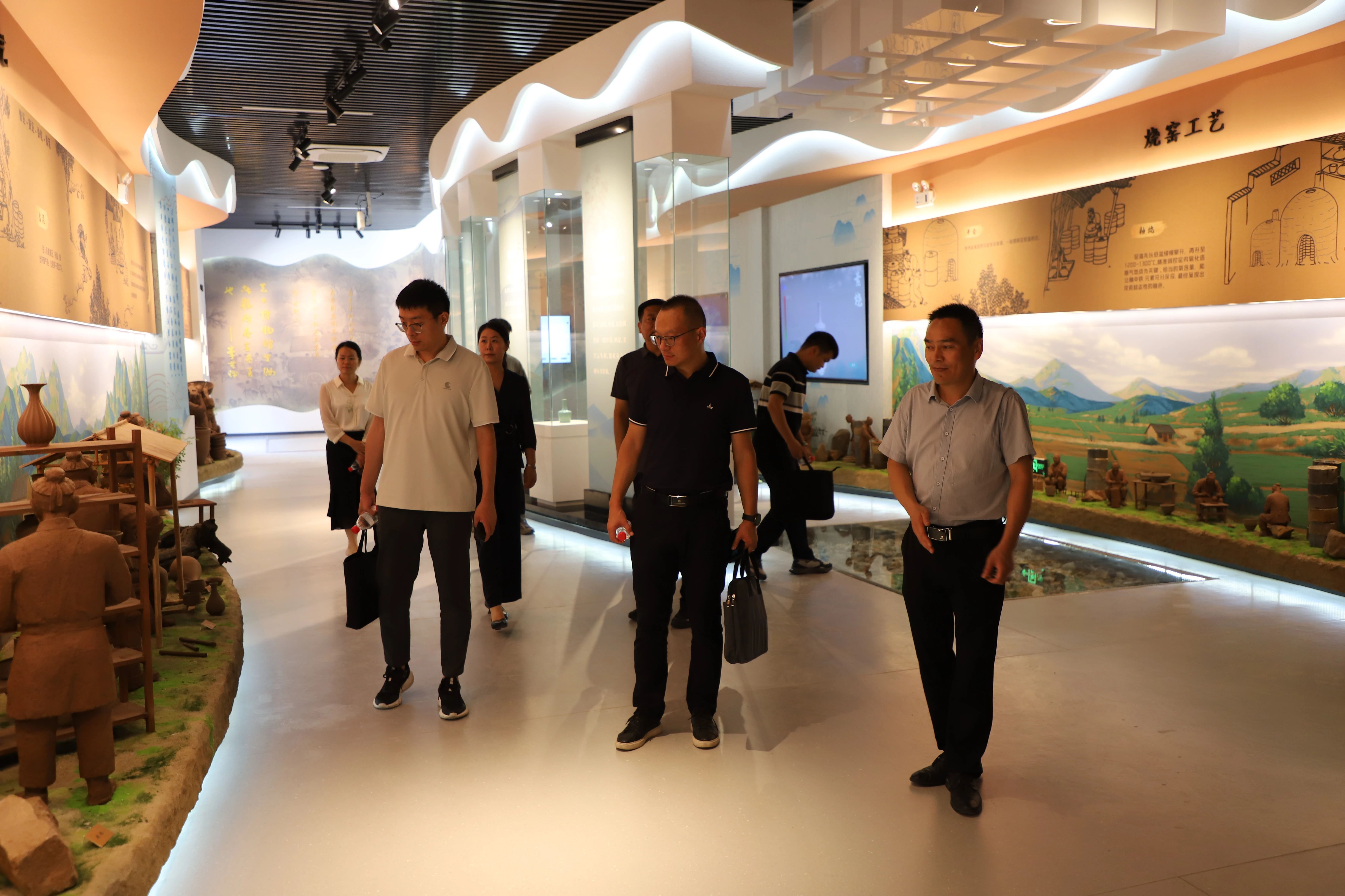 1751718073439907.jpg 1751718073439907.jpg